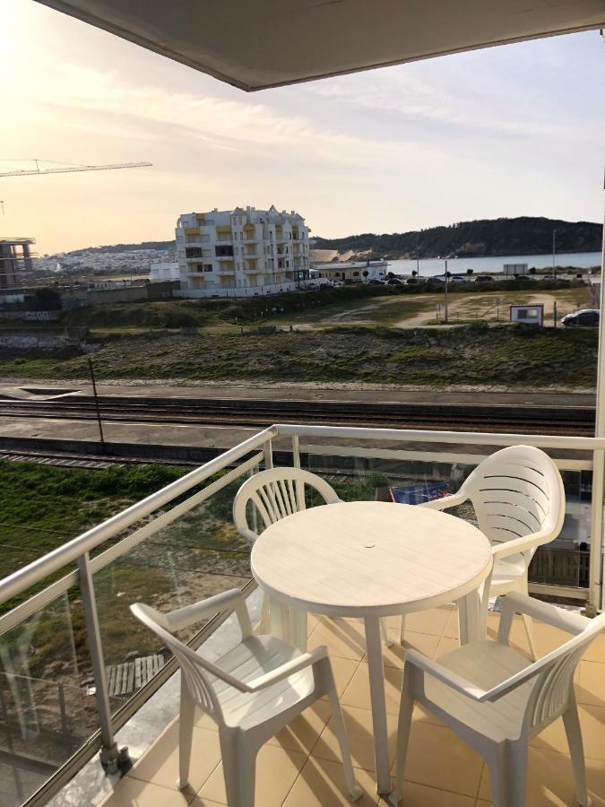 Alojamentos Campo & Mar - T1 Com Piscina Sao Martinho do Porto Εξωτερικό φωτογραφία