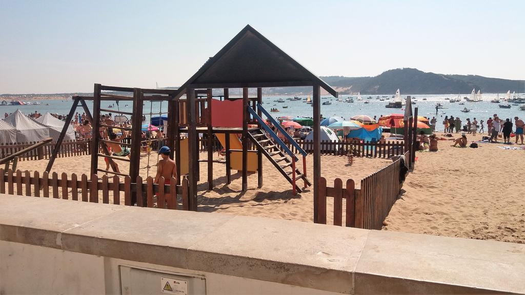 Alojamentos Campo & Mar - T1 Com Piscina Sao Martinho do Porto Εξωτερικό φωτογραφία